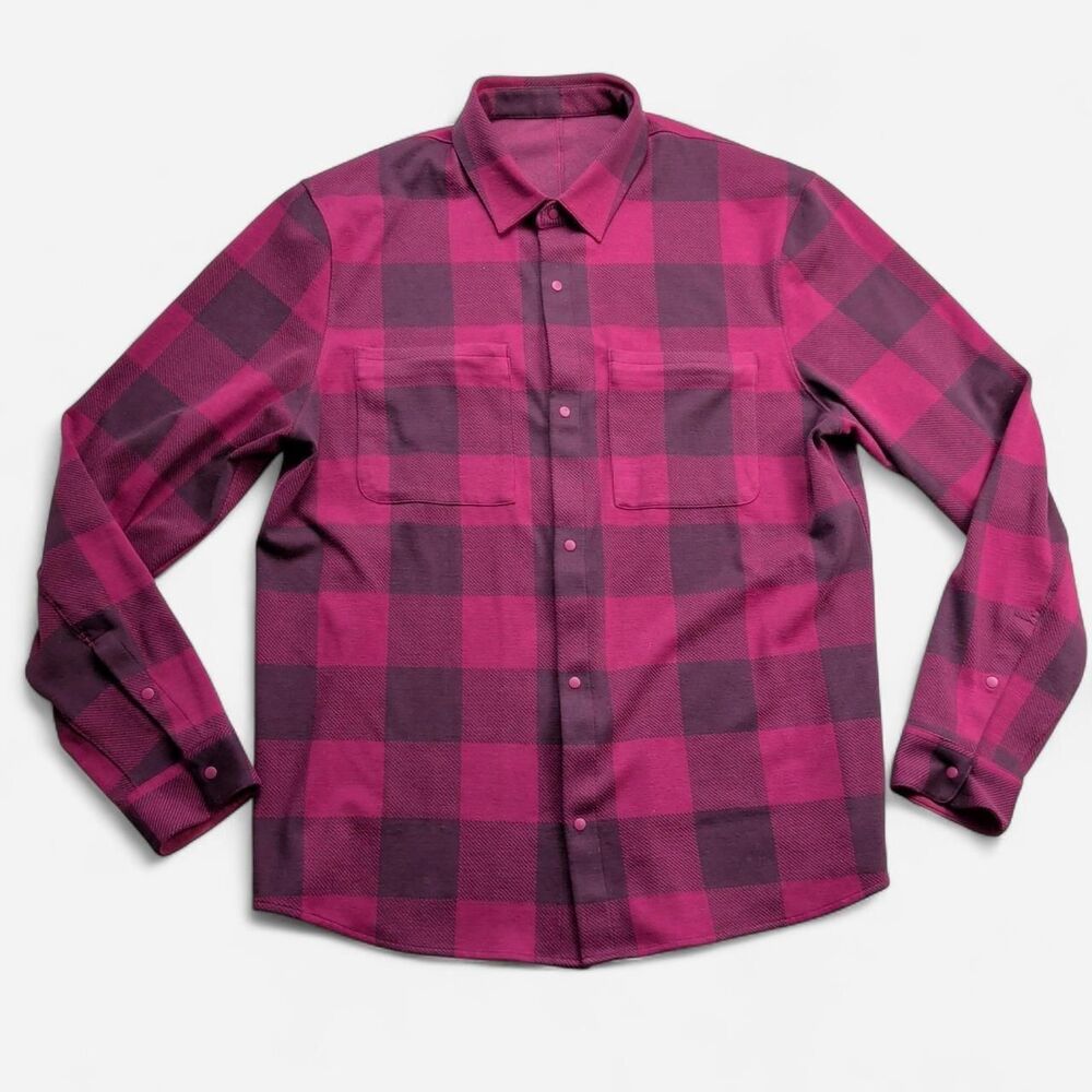 Lululemon Men's Pink Shirt